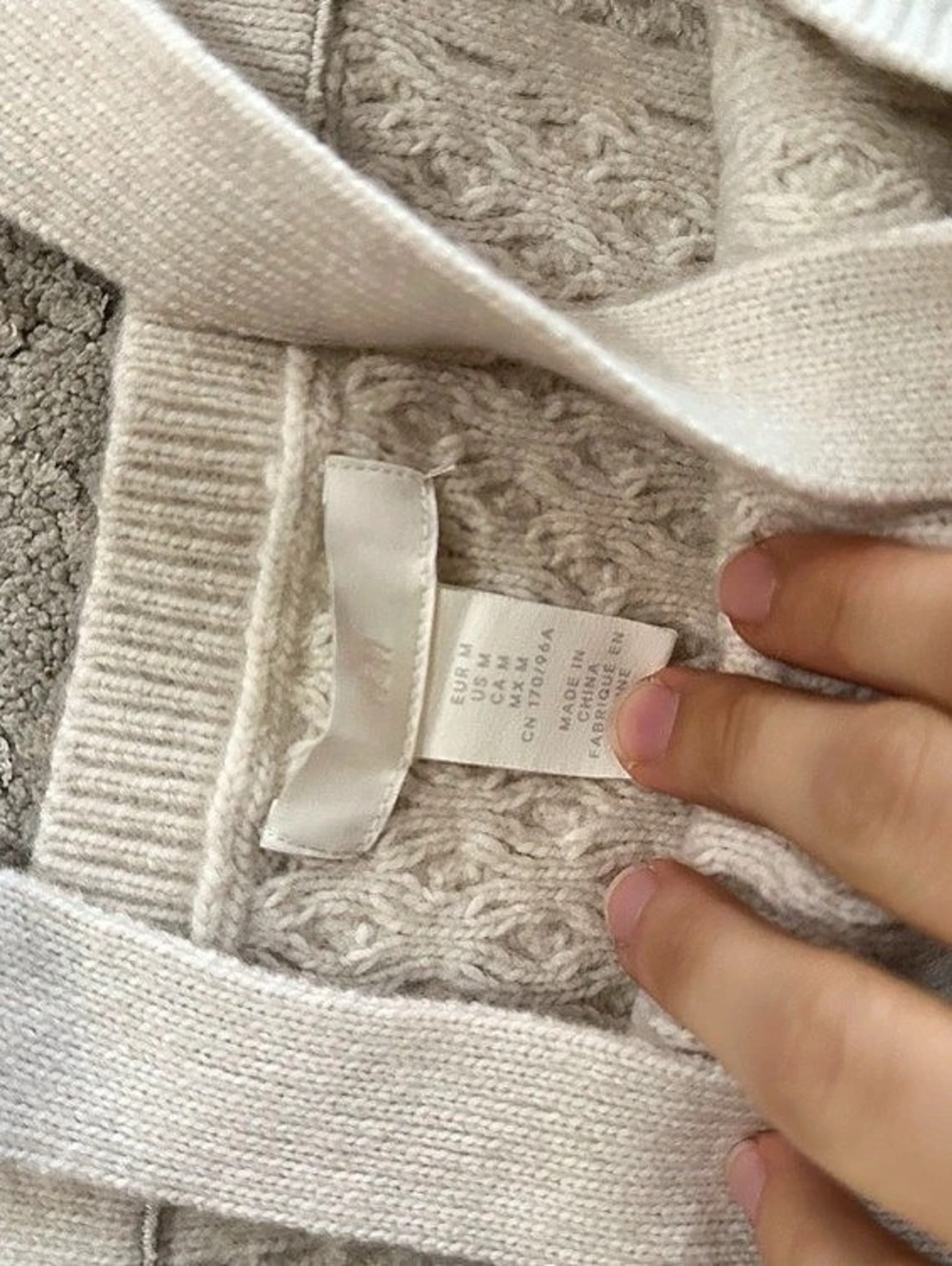 H&M Cable-Knit Mini Dress - Picture 2 of 2